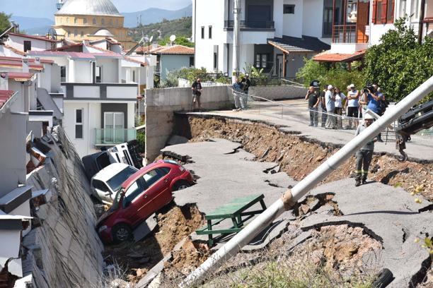 İzmir'de sağanak etkili oldu (5)