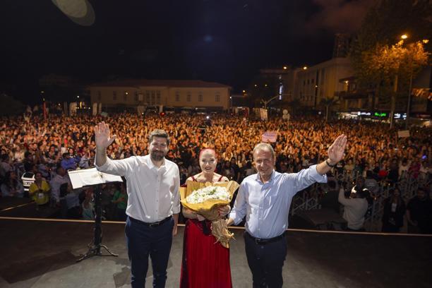 Uluslararası Tarsus Festivali’nde Candan Erçetin konser verdi