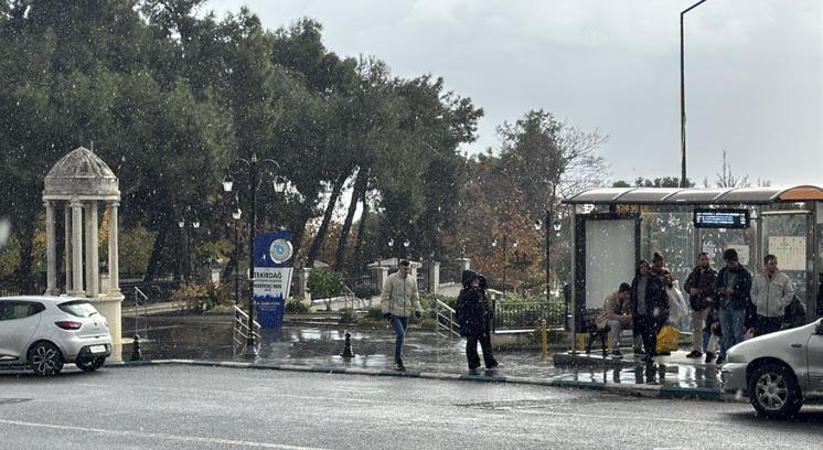 Tekirdağ'da sağanak etkili oldu