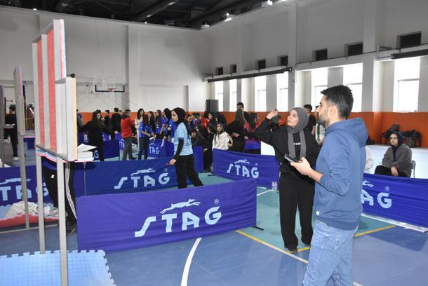 Bitlis’te okullar arası dart ve bowling turnuvası