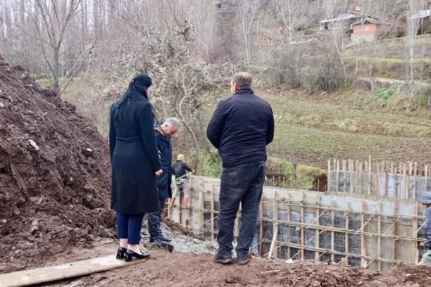 Hamamözü Kaymakamı Erdoğan, kamu yatırımlarını yerinde inceledi