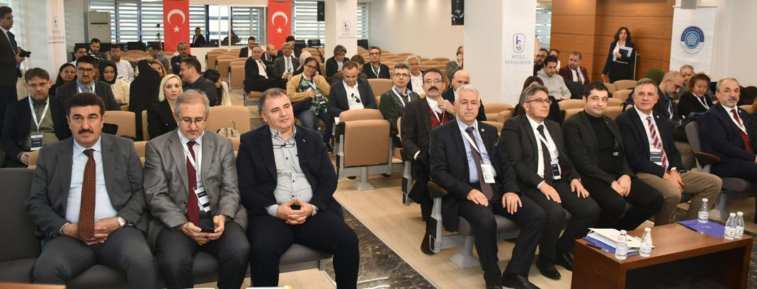 Konya'da "Sorunlar ve Çözüm Arayışları Çalıştayı" düzenlendi