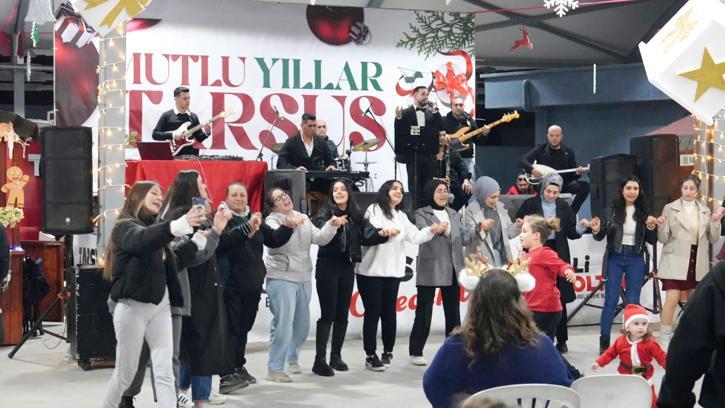 Tarsuslular yeni yıla 'Yılbaşı Pazarı'nda girdi