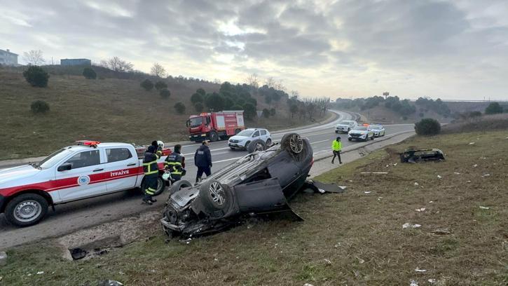 Tekirdağ'da otomobil takla attı; 2 yaralı