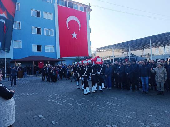 Hataylı polis memuru, kalp krizi geçirip hayatını kaybetti