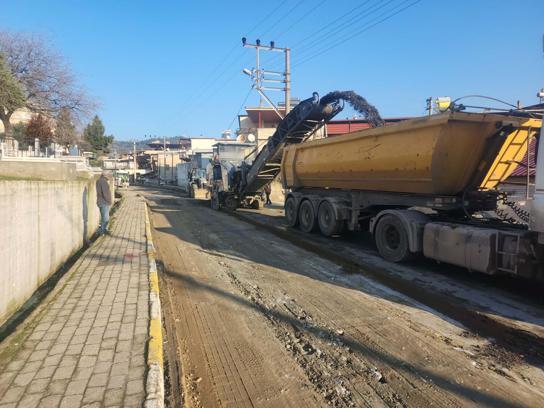 Söke'de yol çalışması