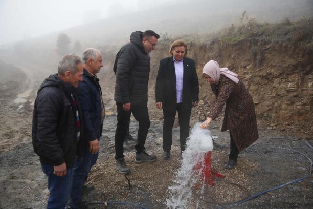 Emre Mahallesi'nin su sorunu sondaj kuyusu açılarak çözüldü