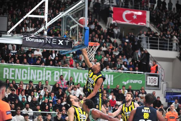 Bursaspor Yörsan - Fenerbahçe Beko: 97-98