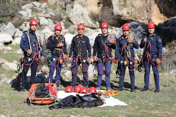 Mersin Büyükşehir İtfaiyesi doğada eğitim yaptı