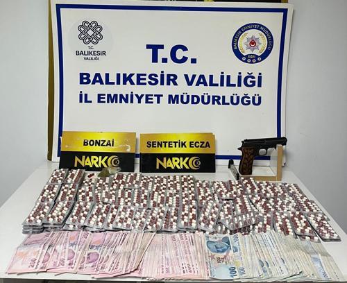 Balıkesir'de uyuşturucu operasyonunda 2 şüpheli yakalandı