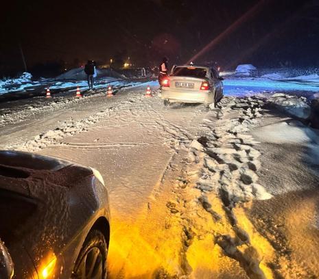 Samsun'da 'kar' eğlencesine gidenler, dönüş yolunda mahsur kaldı