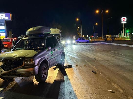 Tokat'ta cip ile otomobilin çarpışması kamerada: 5 yaralı