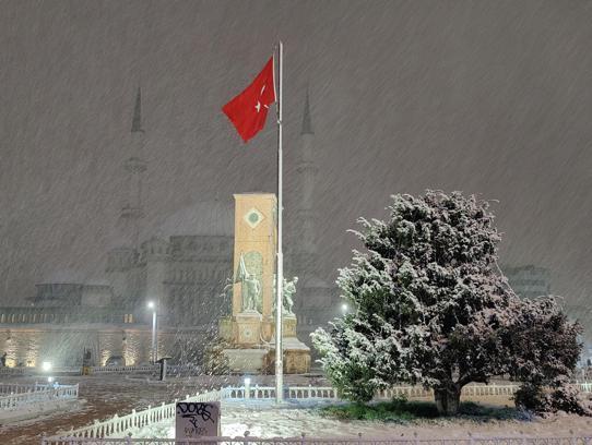 İstanbul'da Kar Manzaraları