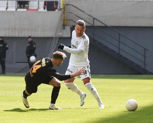 Altay'da kaptan Özgür inanıyor