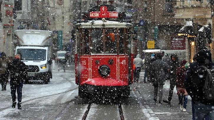 İstanbul Valiliği'nden 24 Şubat Pazartesi hava durumu açıklaması: Buzlanma ve don olaylarına dikkat