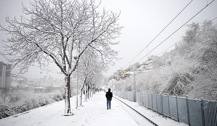 Başkent Ankara'da 20 Mart 2025 yarın okullar tatil mi? Ankara'da kar tatili var mı?