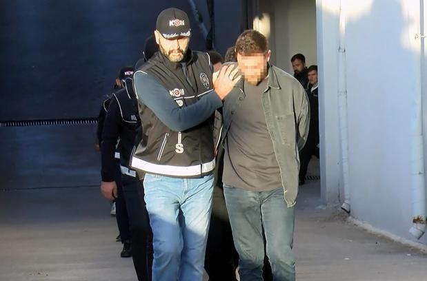 Adana merkezli 4 ilde 57 tutuklama
