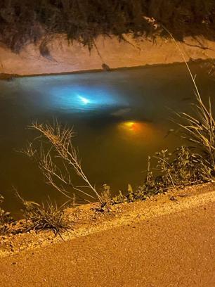 Elektrikli motosiklet sulama kanalına düştü; sürücü öldü, eşi ve çocuğu yaralandı