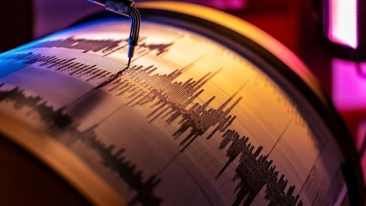 İSTANBUL DEPREMİ HANGİ İLLERDE HİSSEDİLDİ? 23 Nisan 2025 Son dakika 6.2 büyüklüğündeki İstanbul depremi hangi illerde meydana geldi?
