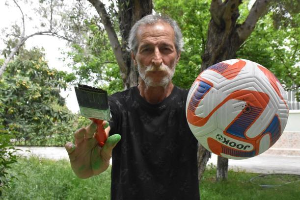 Urla'da Eski Kalecinin Sokaklara Sanat Dokunuşu