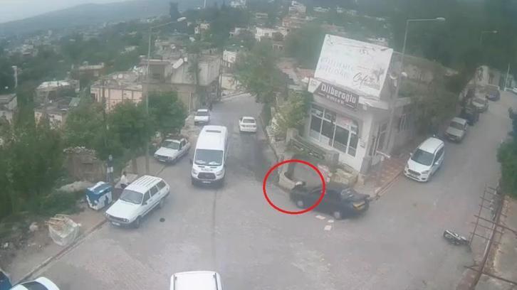 Osmaniye'de 9 Öğrenci 11 Kişinin Yaralandığı Kaza Kamerada