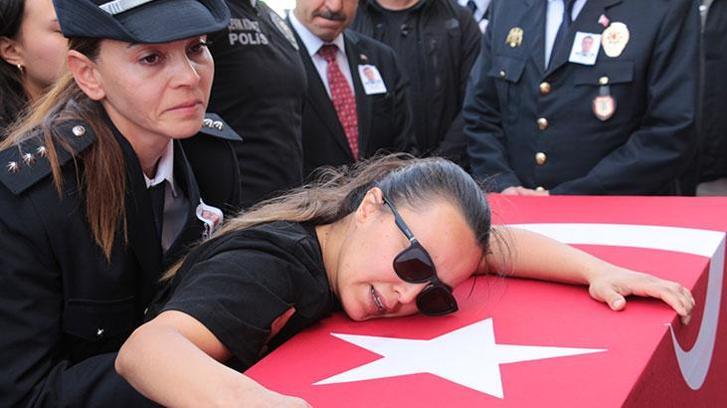Şırnak'ta şehit olan polis memuru için tören düzenlendi
