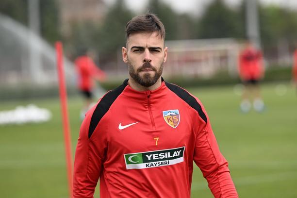 Kayserispor Teknik Direktörü Jakirovic'ten "mücadeleye devam" çağrısı: