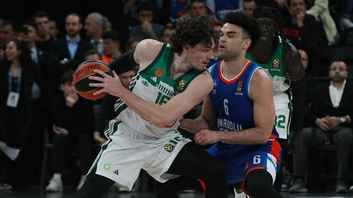 Anadolu Efes salladı ama yıkamadı! Panathinaikos avantajı kaptı