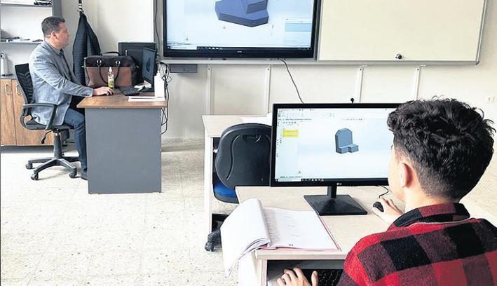 ‘Bilişim öğretmenleri norm fazlası riskiyle karşı karşıya’