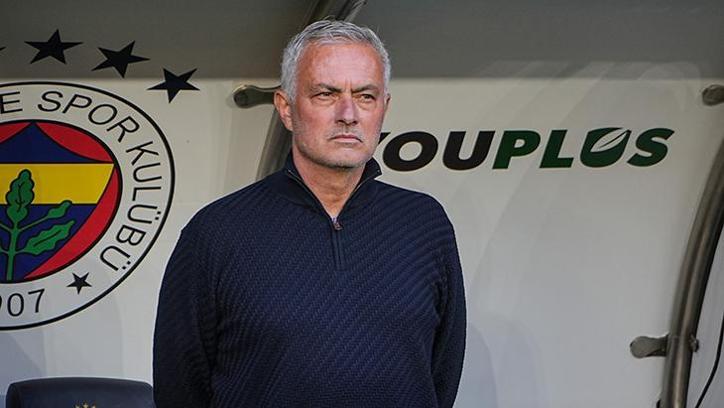 Jose Mourinho'dan net uyarı! 'Sahaya odaklanın'