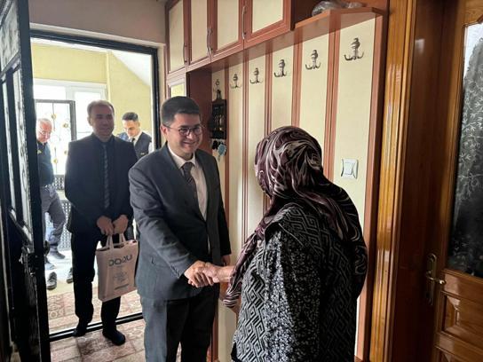Kaymakam Özdemir'den şehit annelerine ziyaret