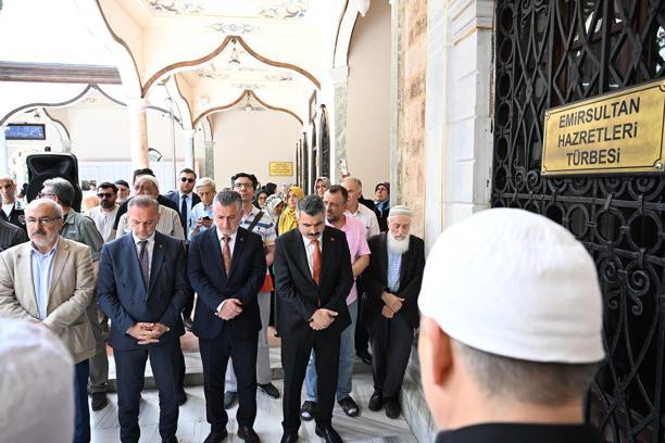 6 asırlık ‘Erguvan Bayramı’ geleneği Bursa’da yaşatılıyor