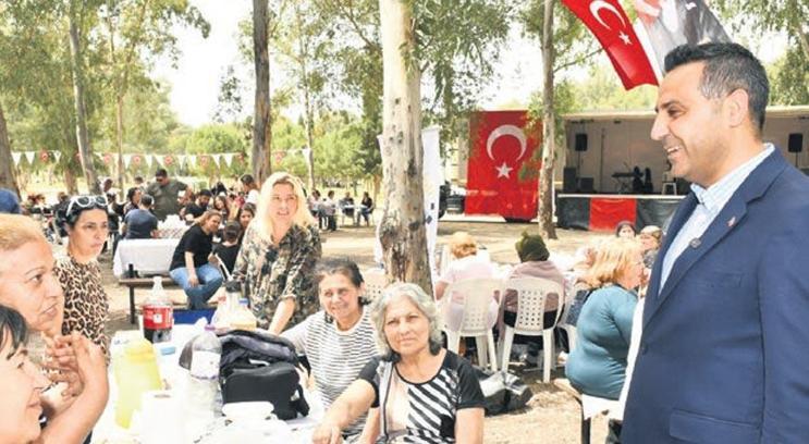 ‘Anneler fedakarlığın en güzel temsilcisi’