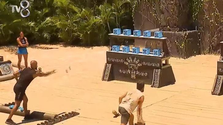 SURVİVOR KİM ELENDİ? Survivor haftanın 3. dokunulmazlık oyununu hangi takım kazandı? İşte eleme adayı olan son yarışmacı...