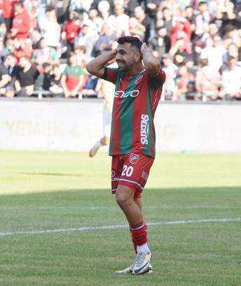 Karşıyaka'da Hakan Barış kayıplarda