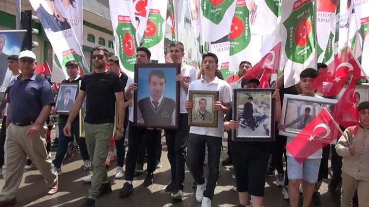 Reyhanlı'da terör saldırısında ölen 53 kişi anıldı