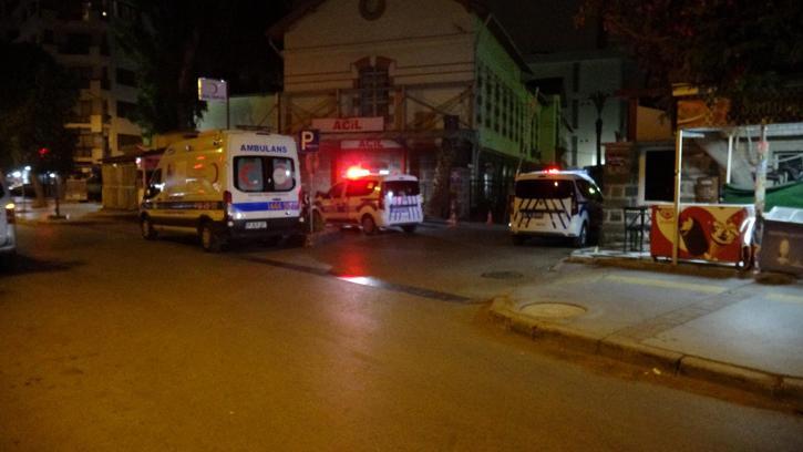 İzmir'de Silahlı Saldırı: Eğlence Mekanı İşletmecisi Yaralandı