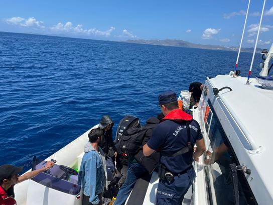 Muğla’da 33 kaçak göçmen kurtarıldı