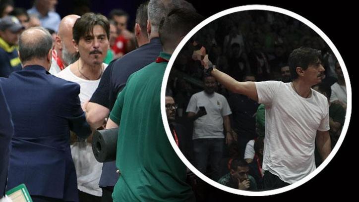 Giannakopoulos çılgına döndü! Skandal el hareketi