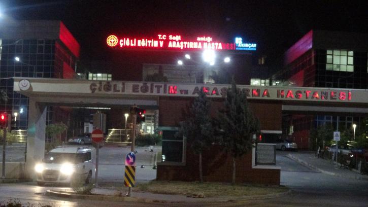 İzmir'de Silahlı Kavga: 4 Yaralı