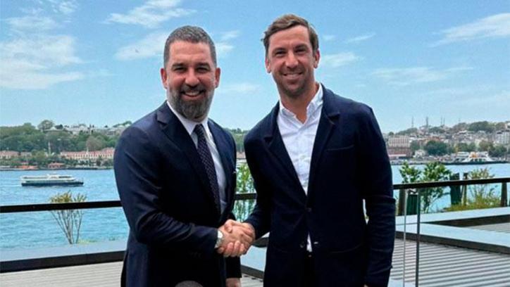 Arda Turan'ın ilk transferi Fenerbahçe'den!