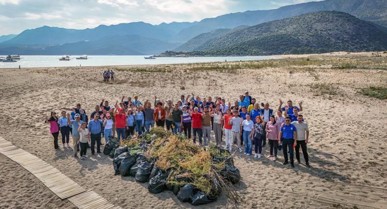 Doğa harikası Çayağzı Sahili ile deniz dibi temizlendi; 45 ton atık çıktı