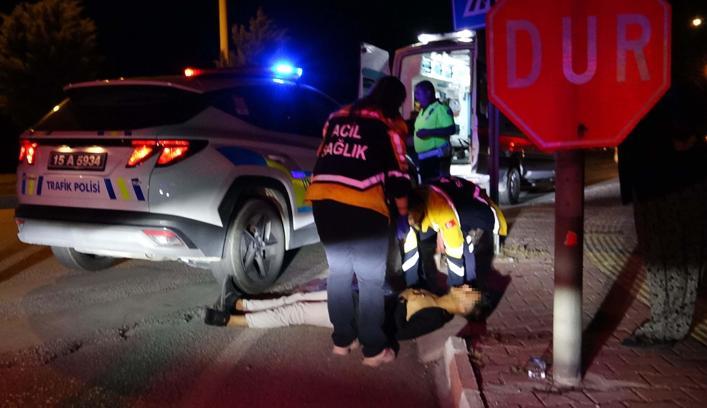 Alkolün Etkisiyle Kaza Yapan Sürücü Yere Yığıldı