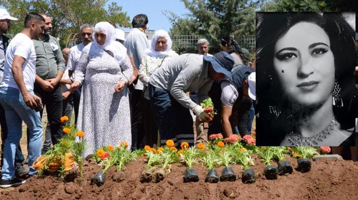 Sanatçı Ayşe Şan'ın mezarı 29 yıl sonra memleketi Diyarbakır'a taşındı