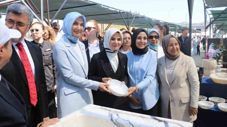 Bakan Göktaş Afyonkarahisar'da Blok Mermer Fuarı'nı gezdi