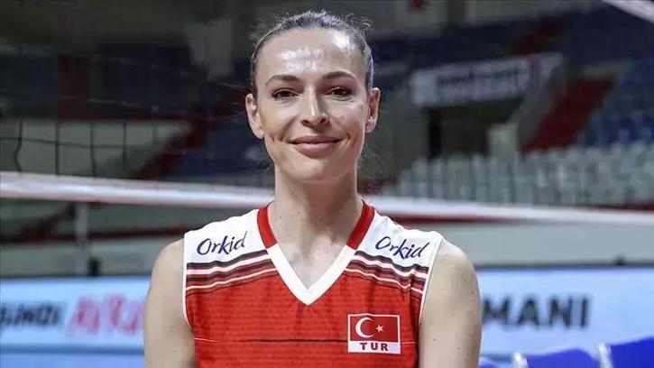 Kaptan Eda Erdem VNL 2025 kadrosunda neden yok? Eda Erdem Milli takımı bıraktı mı? Açıklama geldi