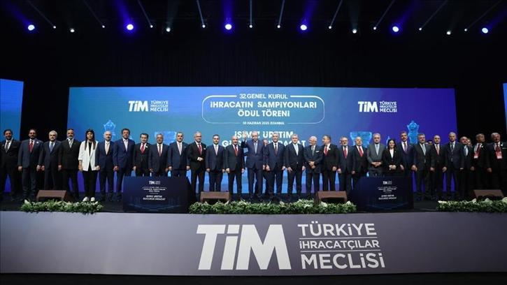 TİM İhracatın Şampiyonları Ödül Töreni gerçekleştirildi