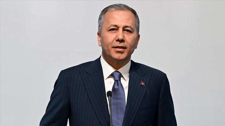 Bakan Yerlikaya'dan Bilecik'teki orman yangınlarından etkilenen köylere ziyaret