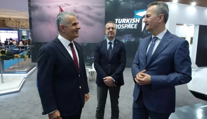'Savunma sanayi ihracatında ilk 10 ülke arasına girmeyi öngörüyoruz'