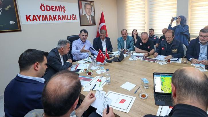 Bakan Kurum Ödemiş’te orman yangını koordinasyon toplantısına başkanlık etti